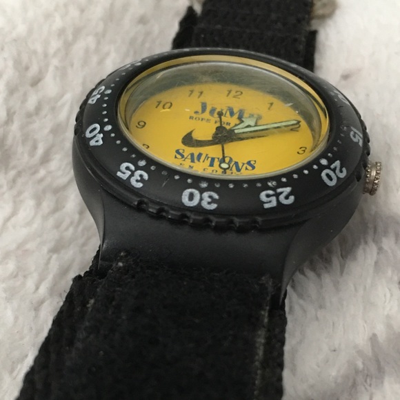 Vintage Nike Jump Rope for Heart Watch with Velcro Stap, Youth Size - Picture 3 of 10